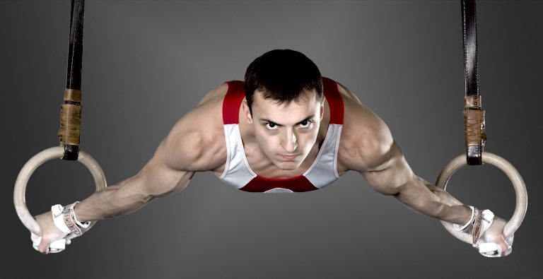 Creatine for Athletes and Gamers: Benefits, Timing, and Common Myths