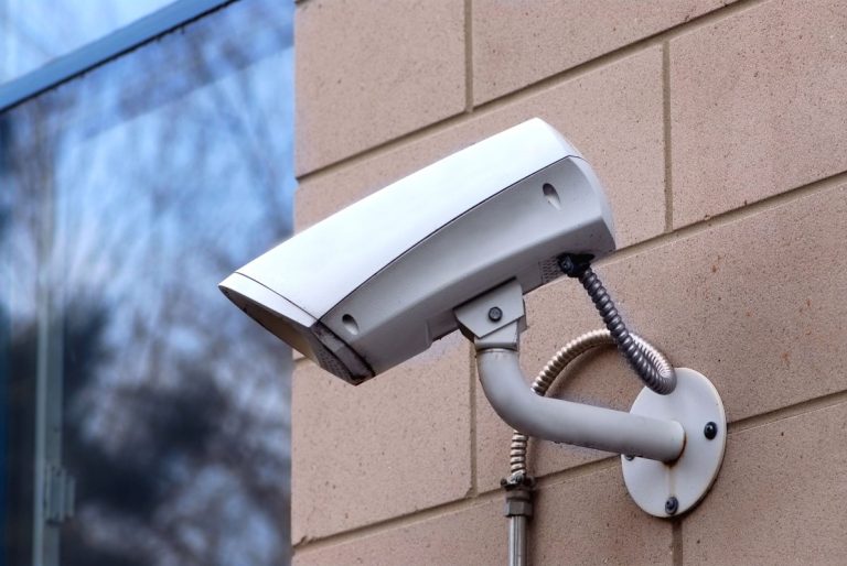 Best Smart Security Cameras for Indoor and Outdoor Use